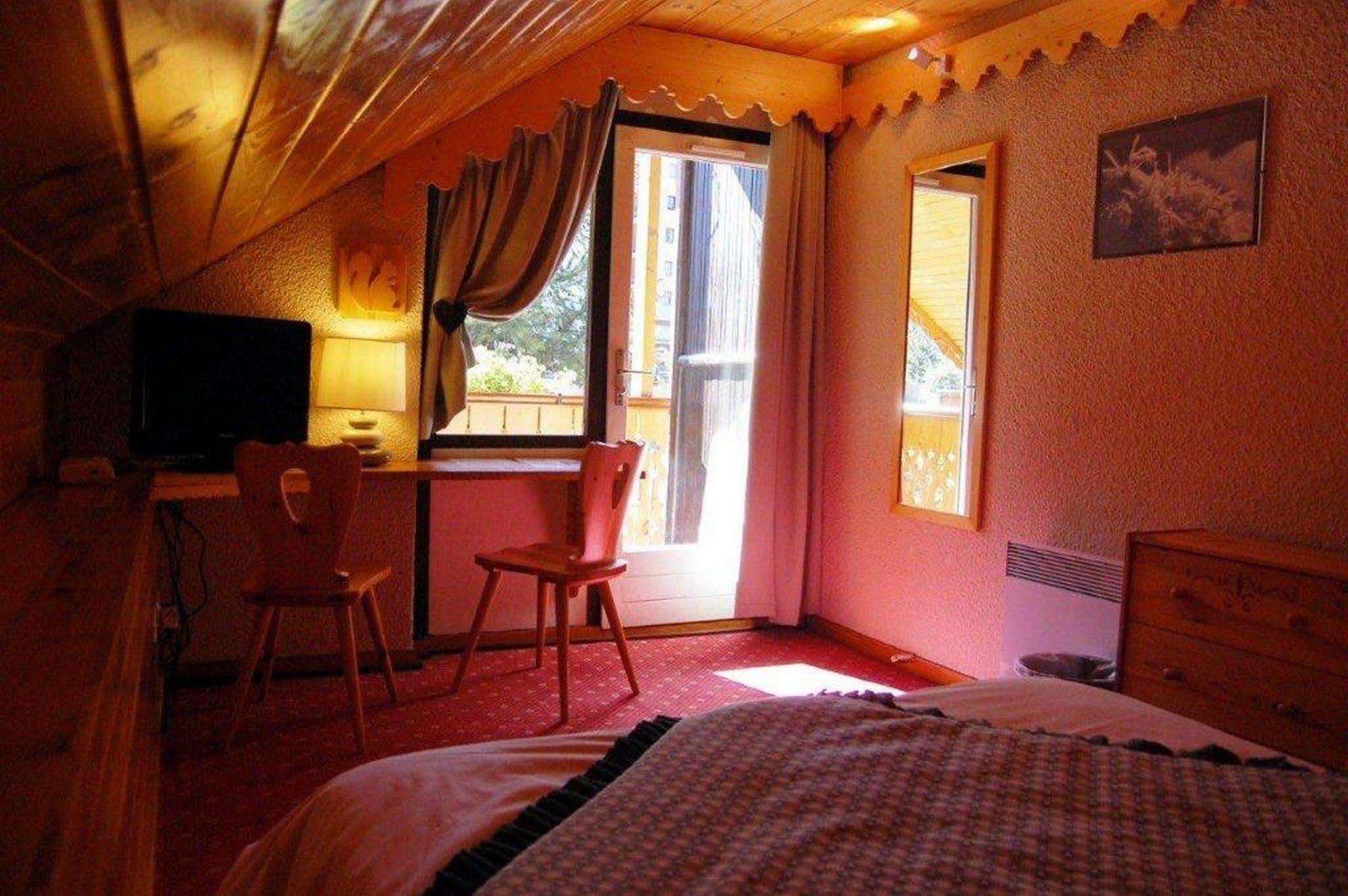 Hotel Ecureuil Vars  Zewnętrze zdjęcie
