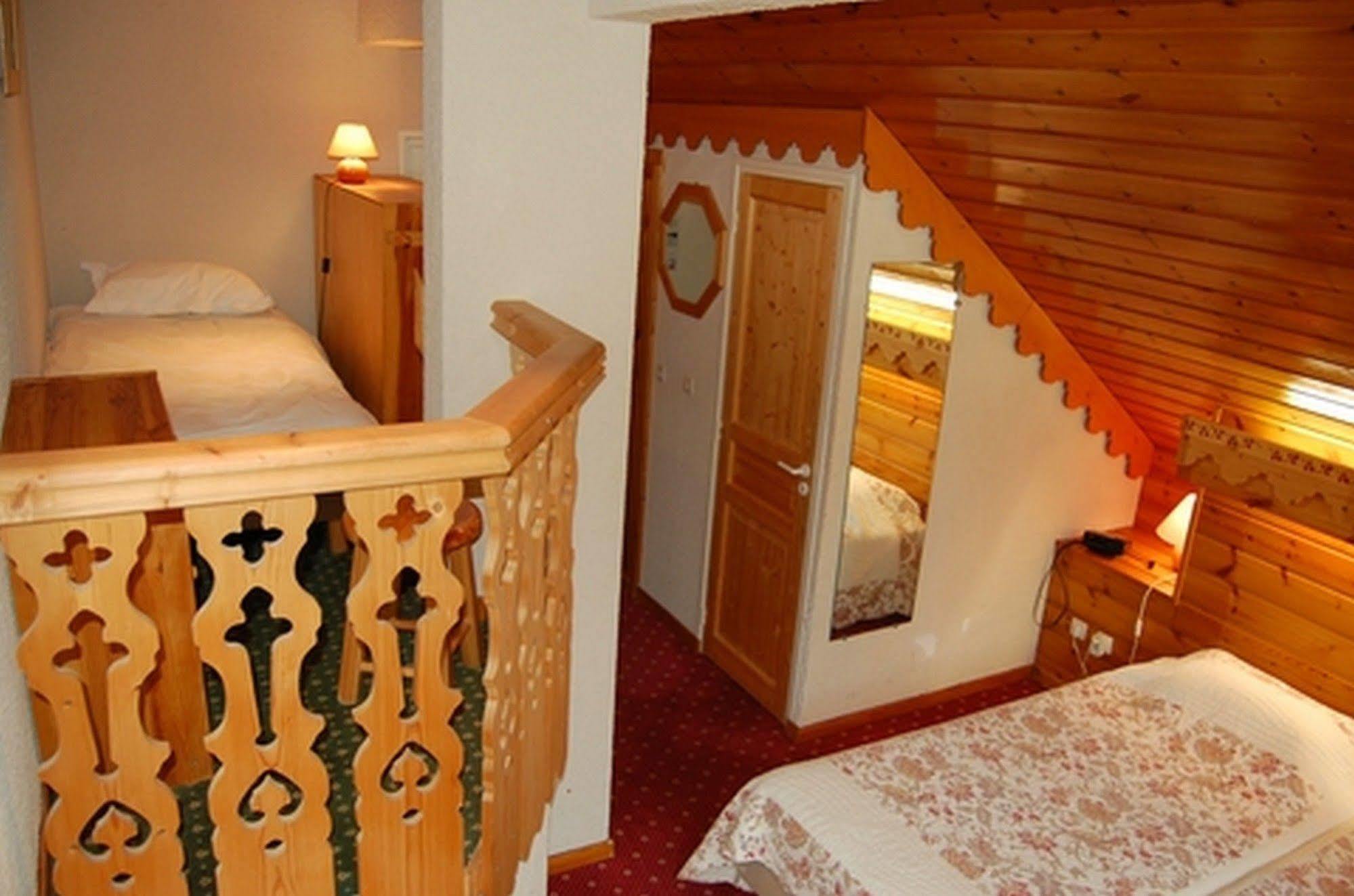 Hotel Ecureuil Vars  Zewnętrze zdjęcie