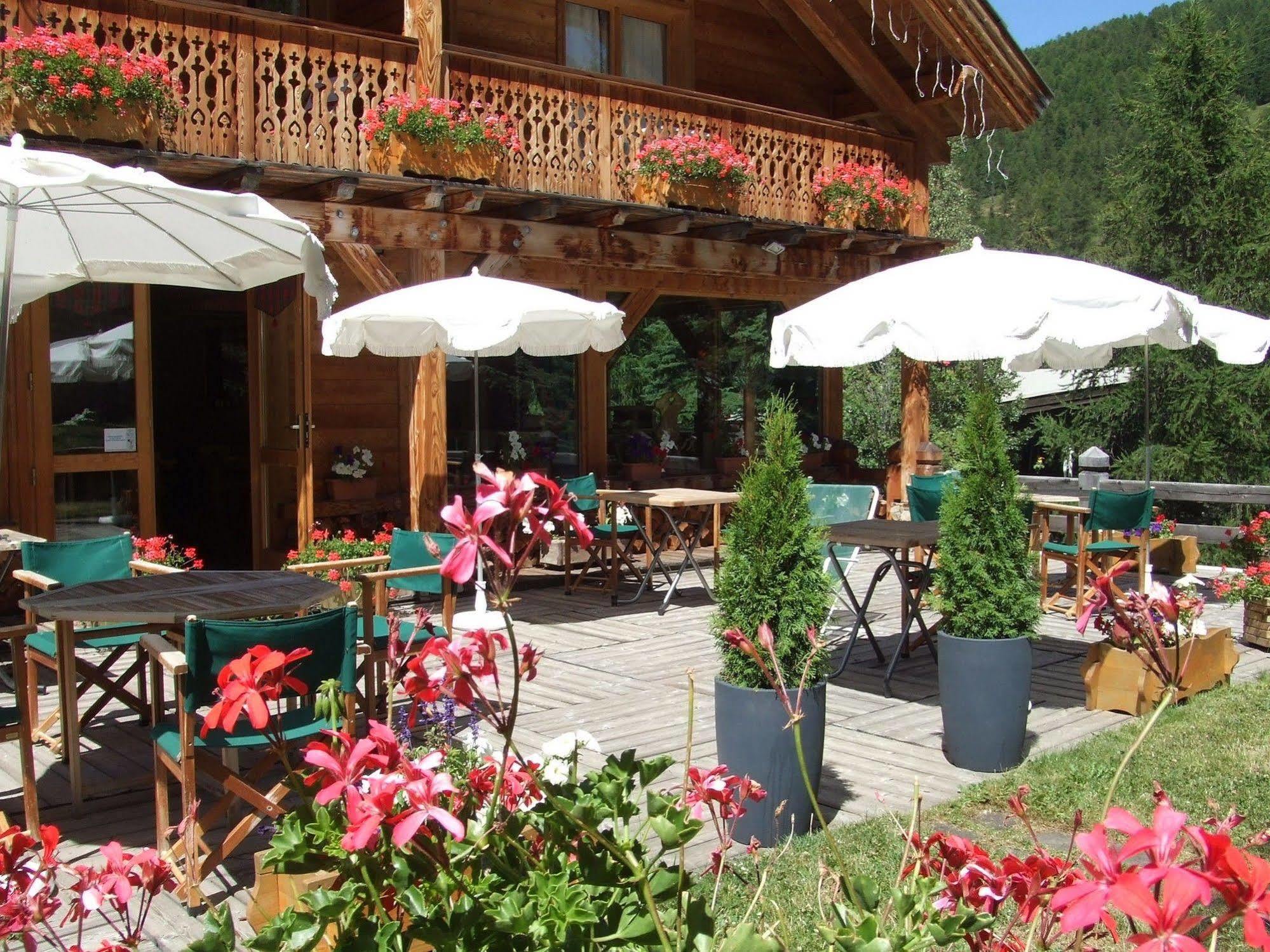 Hotel Ecureuil Vars  Zewnętrze zdjęcie